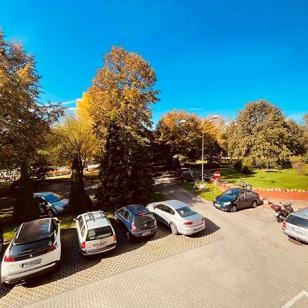 Apartamenty Ktw Park Slaski Luksusowy Prl カトヴィツェ エクステリア 写真